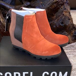New in Box- Sorel Joan of Arctic Wedge Booties